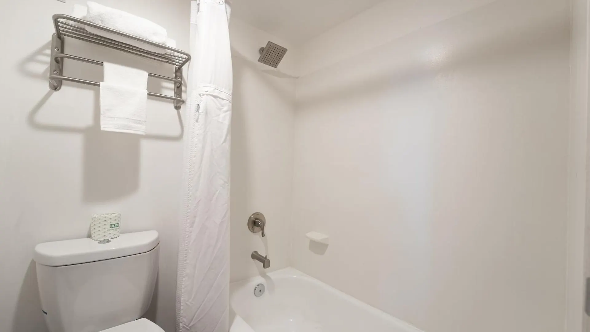 Studio Apt In North Scottsdale 0*,